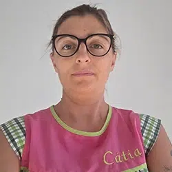 Fotografia da formanda Cátia Ribeiro, formanda do Curso de Auxiliar de Ação Educativa