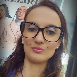 Fotografia da formanda Ana Inês Simões, formanda do Curso de Auxiliar de Ação Educativa