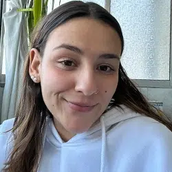 Fotografia da formanda Margarida Alves, formanda do Curso de Auxiliar de Ação Educativa