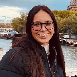 Fotografia da formanda Leonor Santos, formanda do Curso de Auxiliar de Ação Educativa