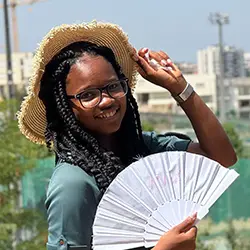 Fotografia da formanda Celmira Ramos, formanda do Curso de Assistente de Clínica Dentária