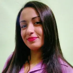 Fotografia da formanda Bruna Santos, formanda do Curso de Auxiliar de Clínica Veterinária